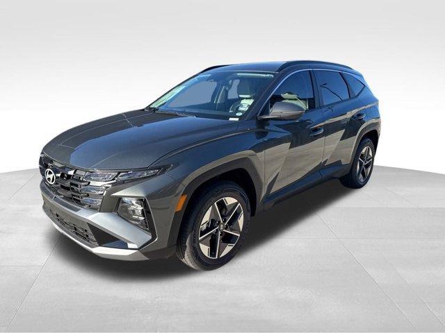 new 2026 Hyundai TUCSON Hybrid car, priced at $33,382