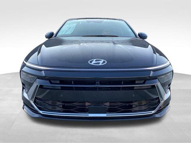 new 2025 Hyundai Sonata Hybrid car, priced at $30,214
