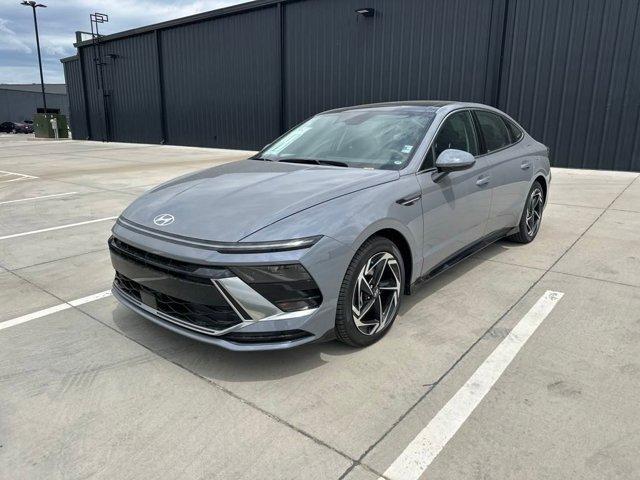 new 2025 Hyundai Sonata car, priced at $25,916