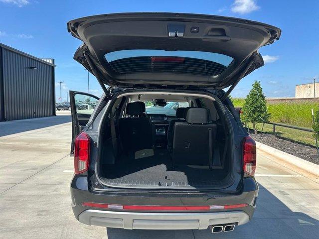 used 2024 Hyundai Palisade car, priced at $35,181