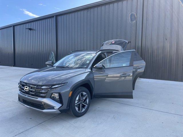 new 2025 Hyundai Tucson car, priced at $32,002