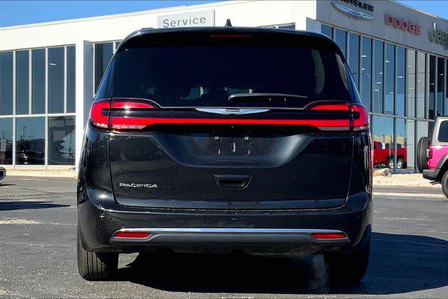 used 2022 Chrysler Pacifica car, priced at $25,000