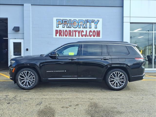 new 2025 Jeep Grand Cherokee L car, priced at $63,033
