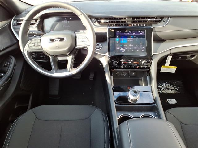 new 2025 Jeep Grand Cherokee car, priced at $37,890