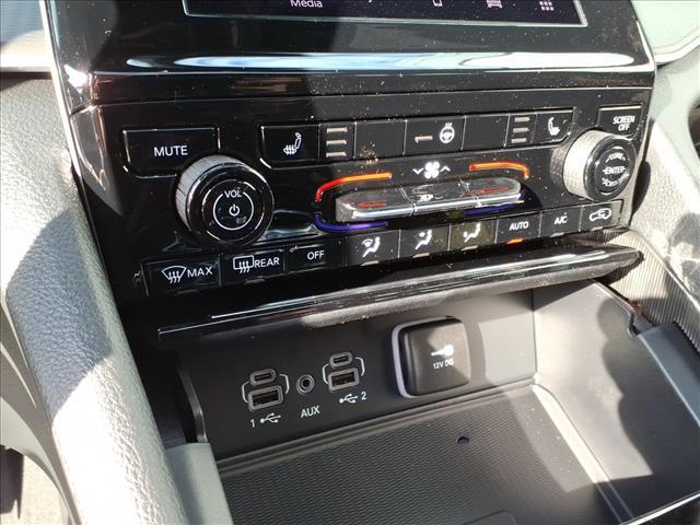 new 2025 Jeep Grand Cherokee car, priced at $37,890