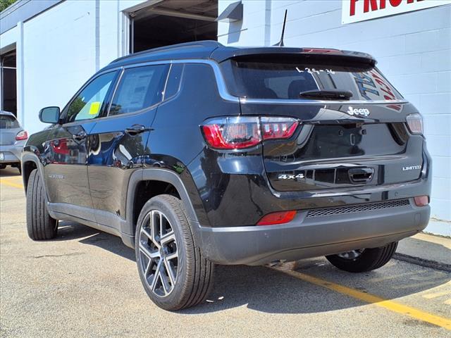 new 2025 Jeep Compass car, priced at $30,998