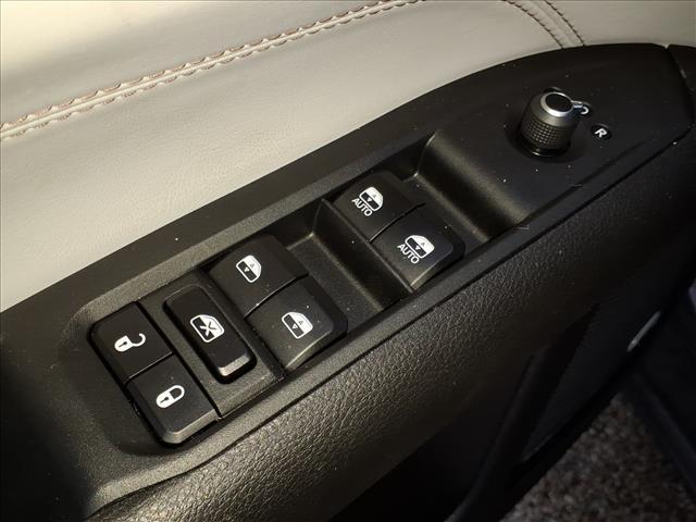 used 2024 Jeep Compass car, priced at $25,565