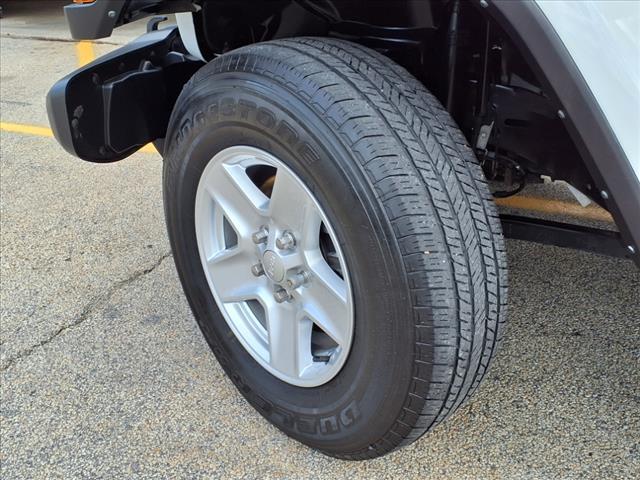 used 2022 Jeep Gladiator car, priced at $29,998