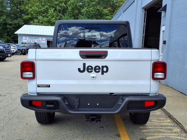 used 2022 Jeep Gladiator car, priced at $29,998