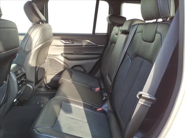 new 2025 Jeep Grand Cherokee car, priced at $40,529