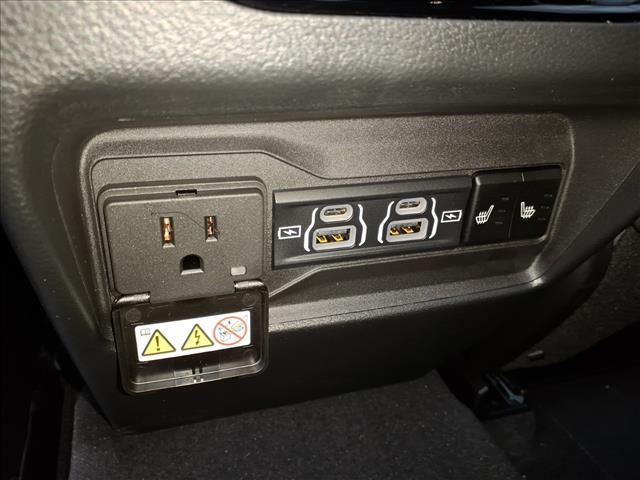 new 2025 Jeep Grand Cherokee car, priced at $45,748