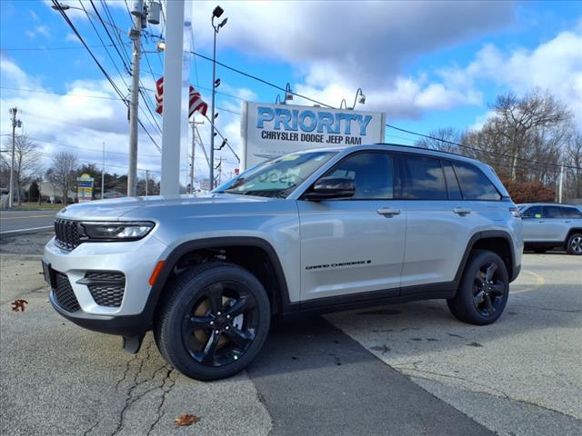 new 2025 Jeep Grand Cherokee car, priced at $44,973