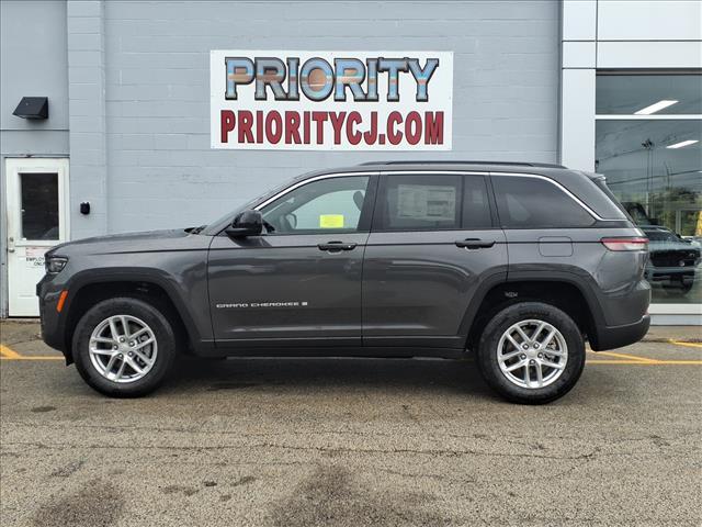 new 2025 Jeep Grand Cherokee car, priced at $37,890
