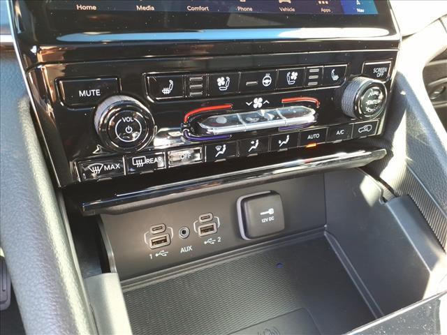 new 2025 Jeep Grand Cherokee car, priced at $49,356