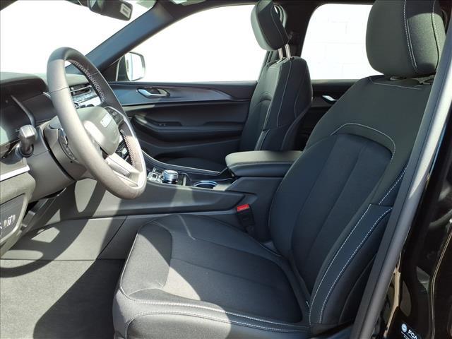 new 2025 Jeep Grand Cherokee car, priced at $36,390