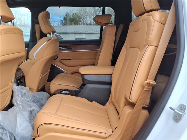 new 2025 Jeep Grand Cherokee L car, priced at $60,903