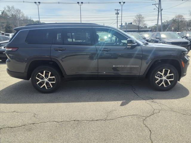 new 2024 Jeep Grand Cherokee L car, priced at $45,503