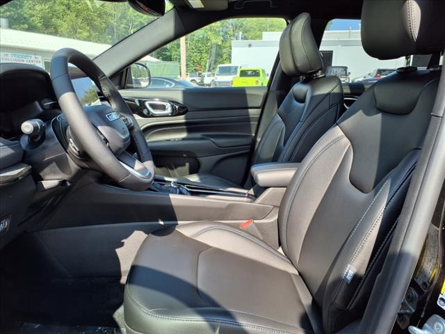 new 2025 Jeep Compass car, priced at $30,998