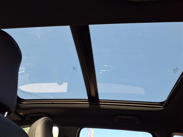 new 2025 Jeep Compass car, priced at $30,998