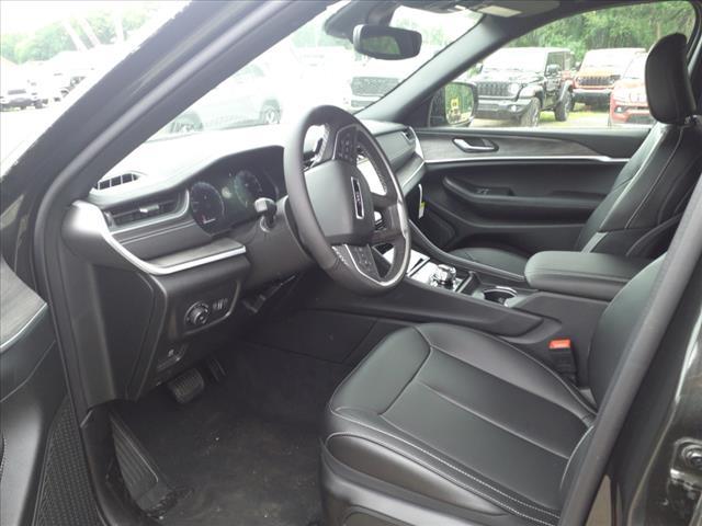 new 2024 Jeep Grand Cherokee L car, priced at $39,998