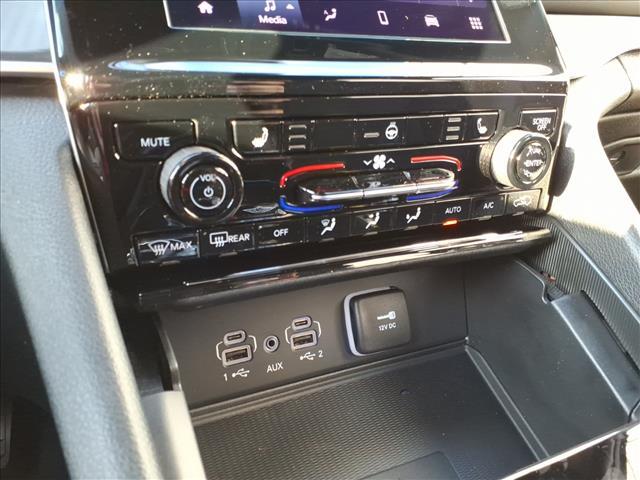 new 2025 Jeep Grand Cherokee car, priced at $38,890