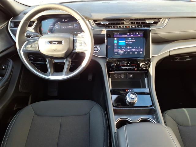 new 2025 Jeep Grand Cherokee car, priced at $38,890