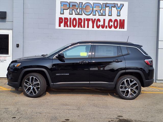 new 2025 Jeep Compass car, priced at $30,998
