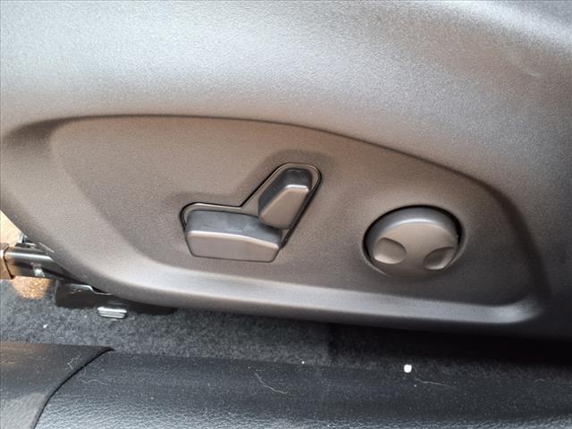 new 2025 Jeep Compass car, priced at $30,998