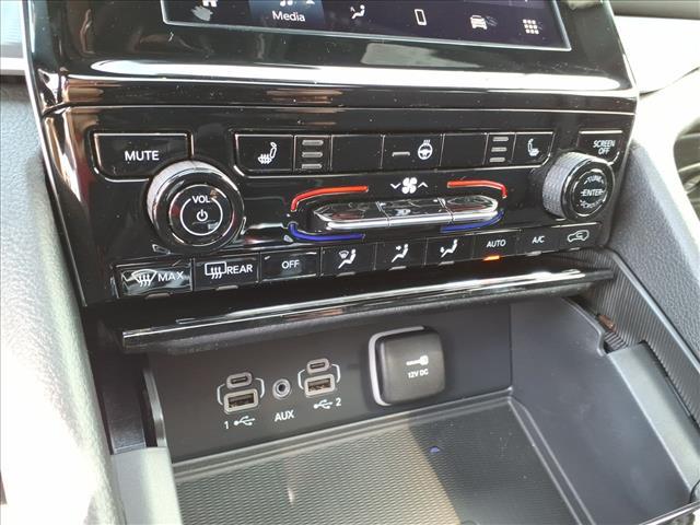 new 2025 Jeep Grand Cherokee car, priced at $37,390