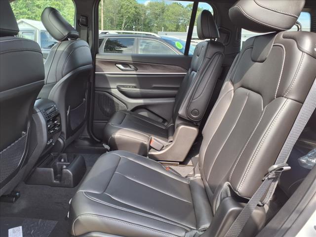 new 2025 Jeep Grand Cherokee L car, priced at $44,495