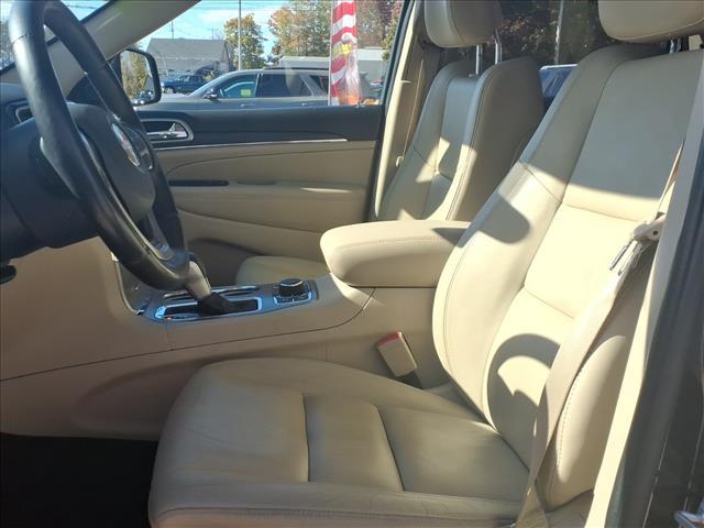 used 2021 Jeep Grand Cherokee car, priced at $25,998