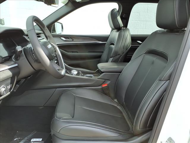 new 2025 Jeep Grand Cherokee car, priced at $45,293