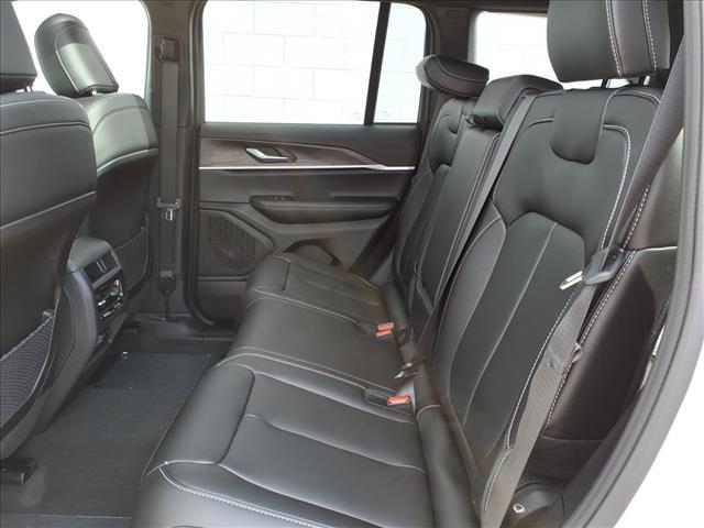 new 2025 Jeep Grand Cherokee car, priced at $45,293