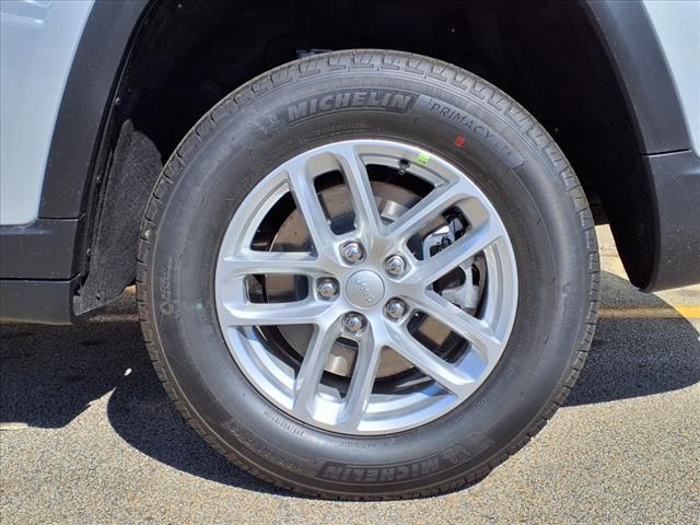 new 2025 Jeep Grand Cherokee L car, priced at $40,197