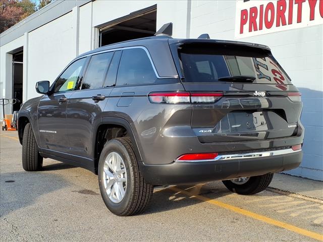 new 2025 Jeep Grand Cherokee car, priced at $38,890