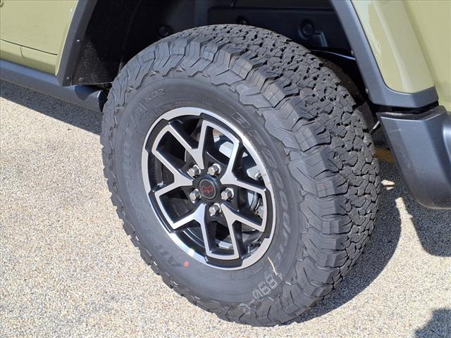 new 2025 Jeep Wrangler car, priced at $55,300