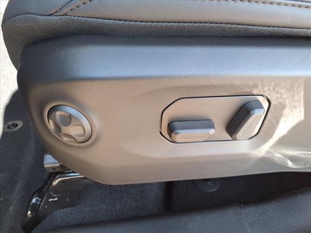 new 2025 Jeep Wrangler car, priced at $55,300