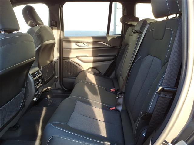 new 2025 Jeep Grand Cherokee car, priced at $44,170