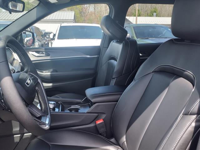 new 2024 Jeep Grand Cherokee L car, priced at $46,503