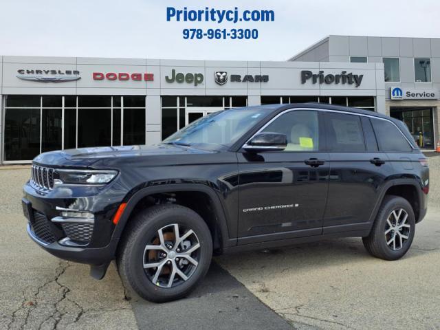 new 2025 Jeep Grand Cherokee car, priced at $45,499