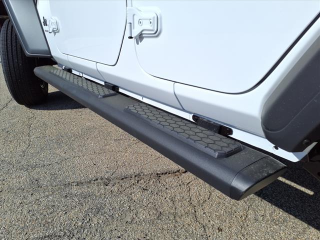 new 2025 Jeep Wrangler car, priced at $42,961