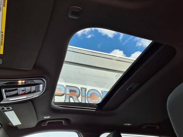 new 2025 Jeep Grand Cherokee L car, priced at $39,197