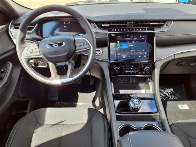 new 2025 Jeep Grand Cherokee L car, priced at $39,197