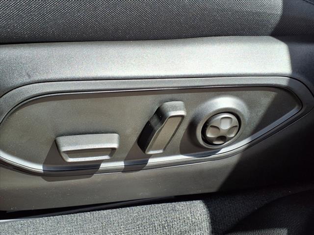 new 2025 Jeep Grand Cherokee L car, priced at $39,197