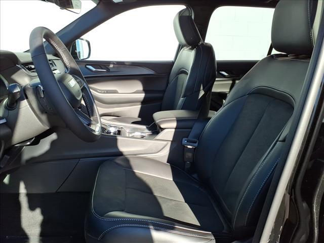 new 2025 Jeep Grand Cherokee car, priced at $41,547