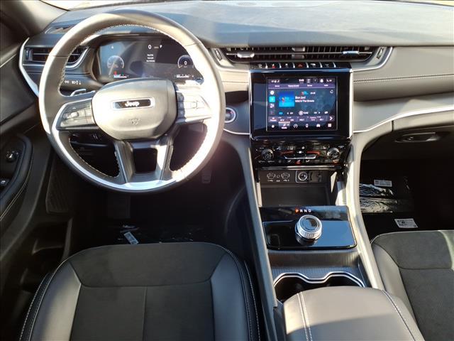 new 2025 Jeep Grand Cherokee car, priced at $41,547