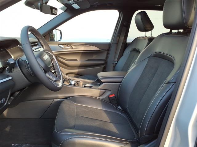 new 2025 Jeep Grand Cherokee car, priced at $41,547