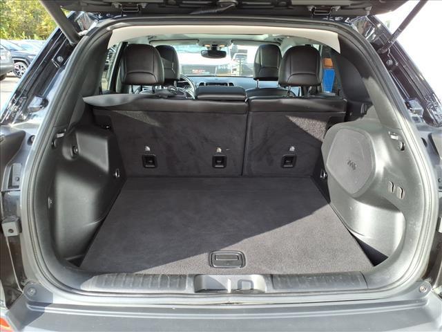 used 2019 Jeep Cherokee car, priced at $13,998