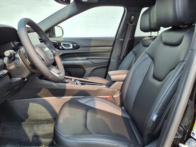 new 2025 Jeep Compass car, priced at $33,495