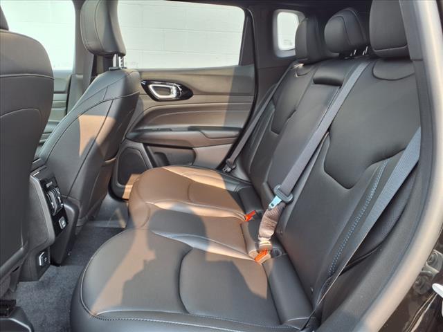 new 2025 Jeep Compass car, priced at $33,495